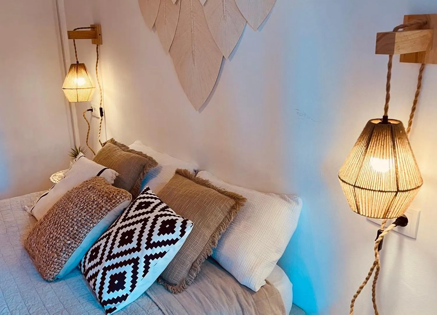 Apartment Can Somni - Appartement Boheme, Zen Et Chic Avec Piscine Cala Figuera  Spain